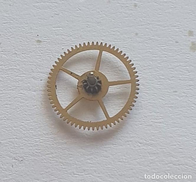 Pi&egrave;ces de rechange de montres et horloges: RUEDA CENTRO UT 6425