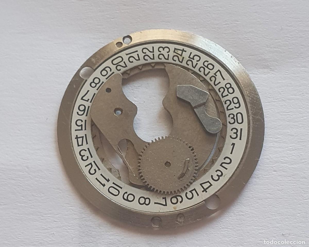 Pi&egrave;ces de rechange de montres et horloges: CONJUNTO CALENDARIO UT 6425