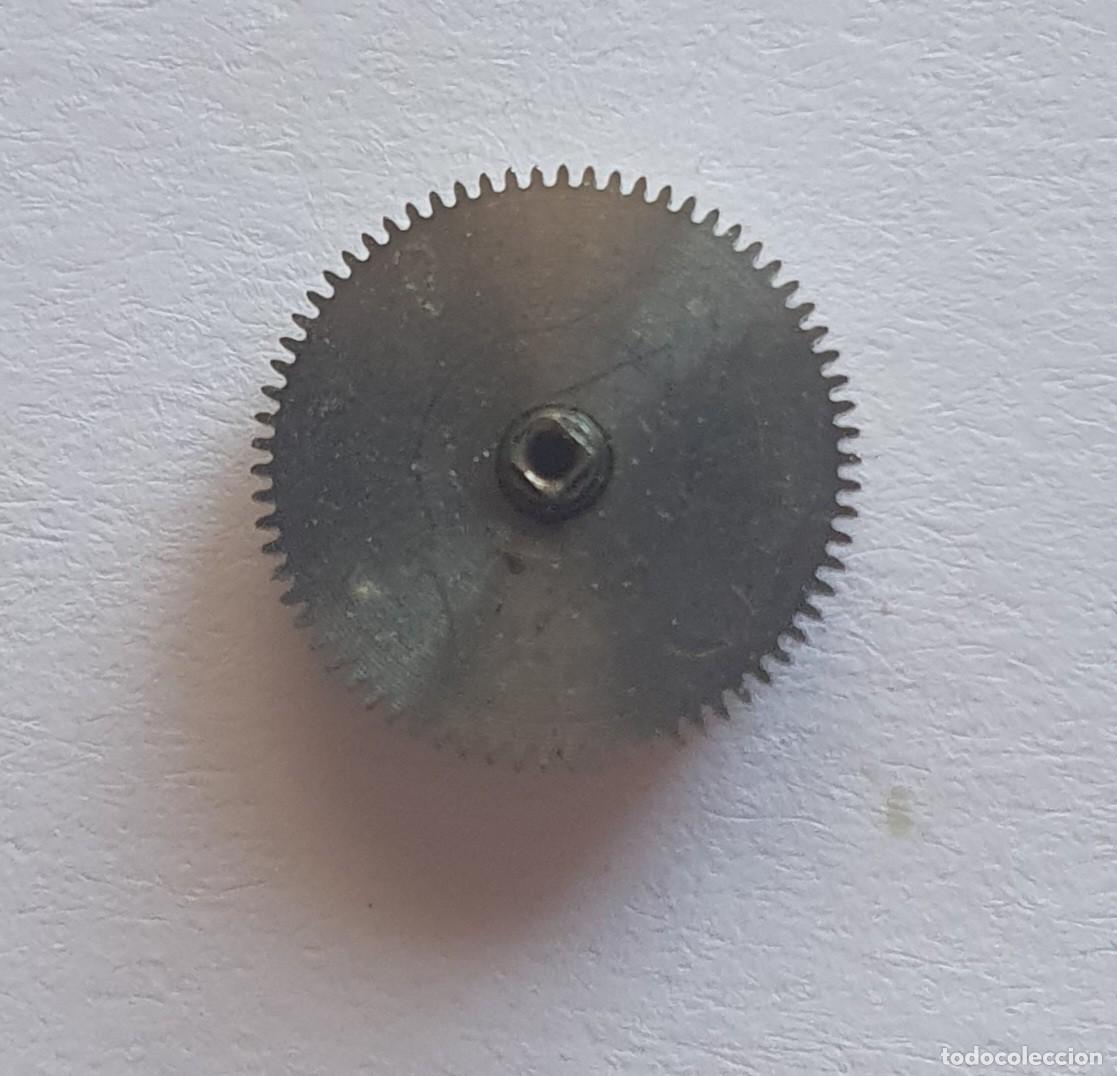 Pe&ccedil;as de reposi&ccedil;&atilde;o de rel&oacute;gios: CUBO Y MUELLE REAL reloj mecanico GSW 230