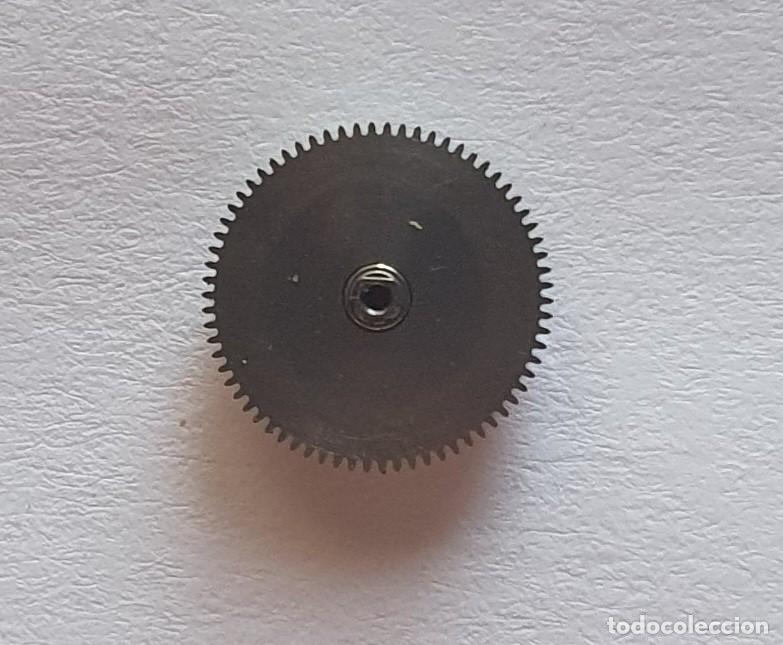 Ersatzteile f&uuml;r Uhren: CUBO Y MUELLE REAL reloj mecanico UT 6365-6360-6470-6475-630