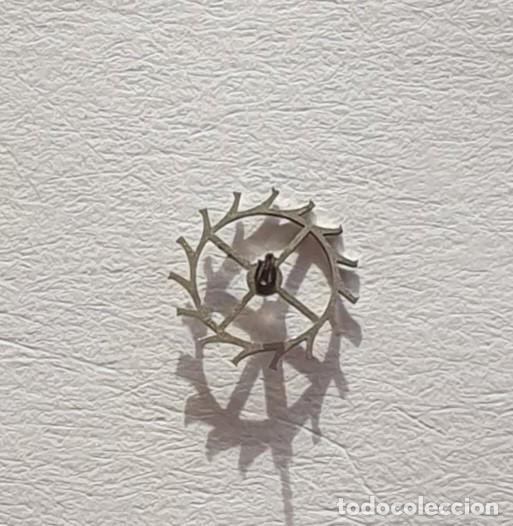 Ersatzteile f&uuml;r Uhren: RUEDA ESCAPE RELOJ MECANICO FHF 63