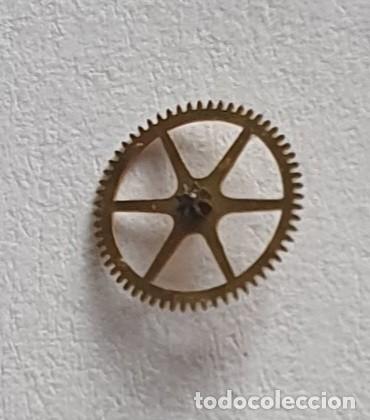 Spare Parts for Watches: RUEDA PRIMERA reloj mecanico FHF 81