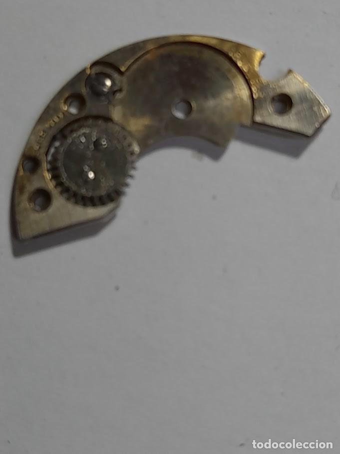 Pi&egrave;ces de rechange de montres et horloges: Venus - 180 - pte. de barrilete - (cd-7055)