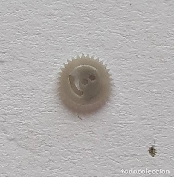 Spare Parts for Watches: RUEDA SALTO CALENDARIO ORIENT 49741