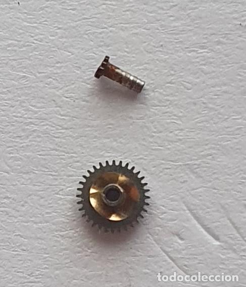 Spare Parts for Watches: RUEDA horaria y ca&ntilde;on de minutos ORIENT 49741