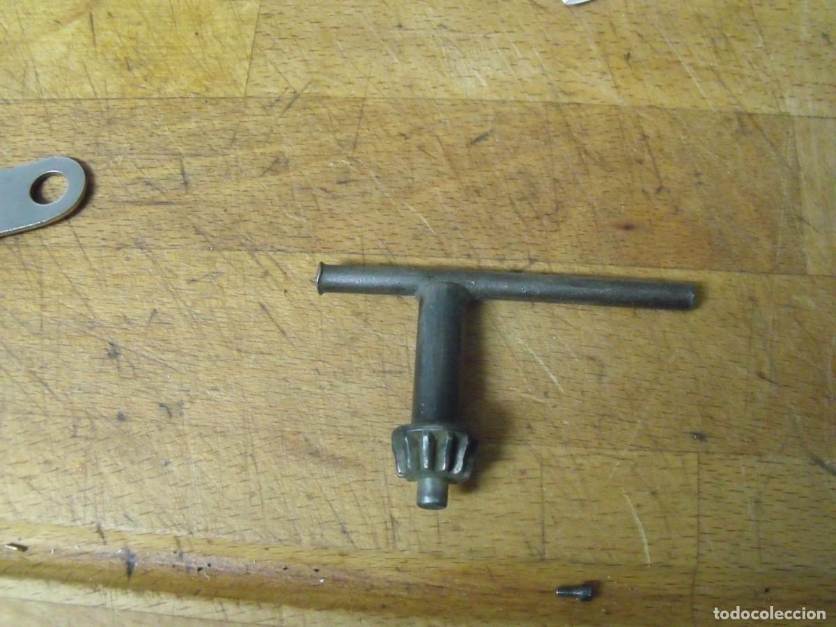 Pe&ccedil;as de reposi&ccedil;&atilde;o de rel&oacute;gios: llave para taladro-lote 610