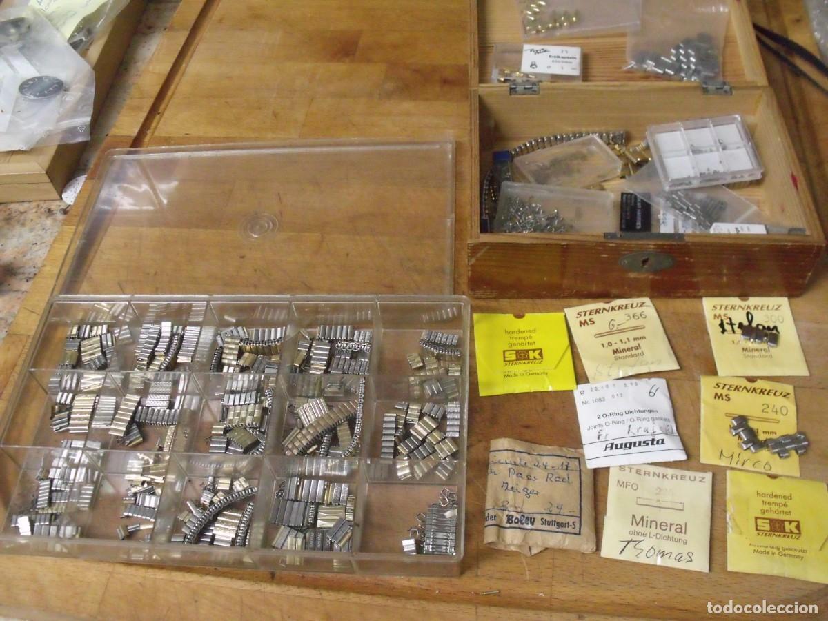 Pe&ccedil;as de reposi&ccedil;&atilde;o de rel&oacute;gios: GRAN LOTE PARA ALARGAR-REPARAR PULSERAS METALICAS-LOTE 610