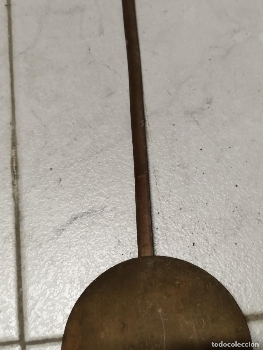Recambios de relojes: Antiguo gran p&eacute;ndulo de reloj. - Foto 3