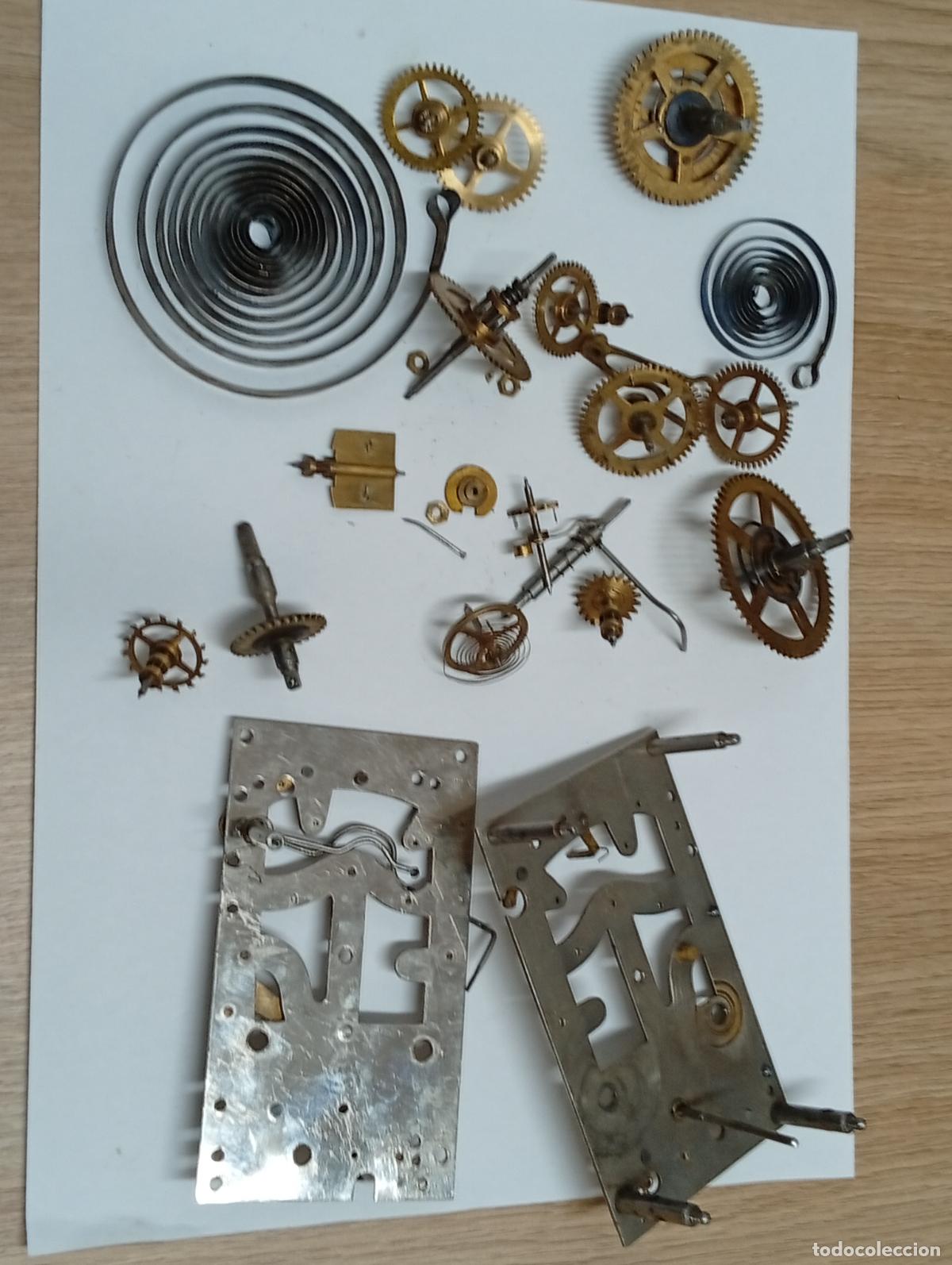 Recambios de relojes: Farolillo Junghas , restos de mecanismo - Foto 1