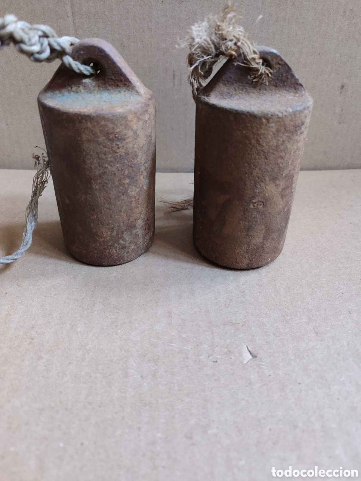 Recambios de relojes: Antiguos pesos de reloj.pareja de pesos de reloj.