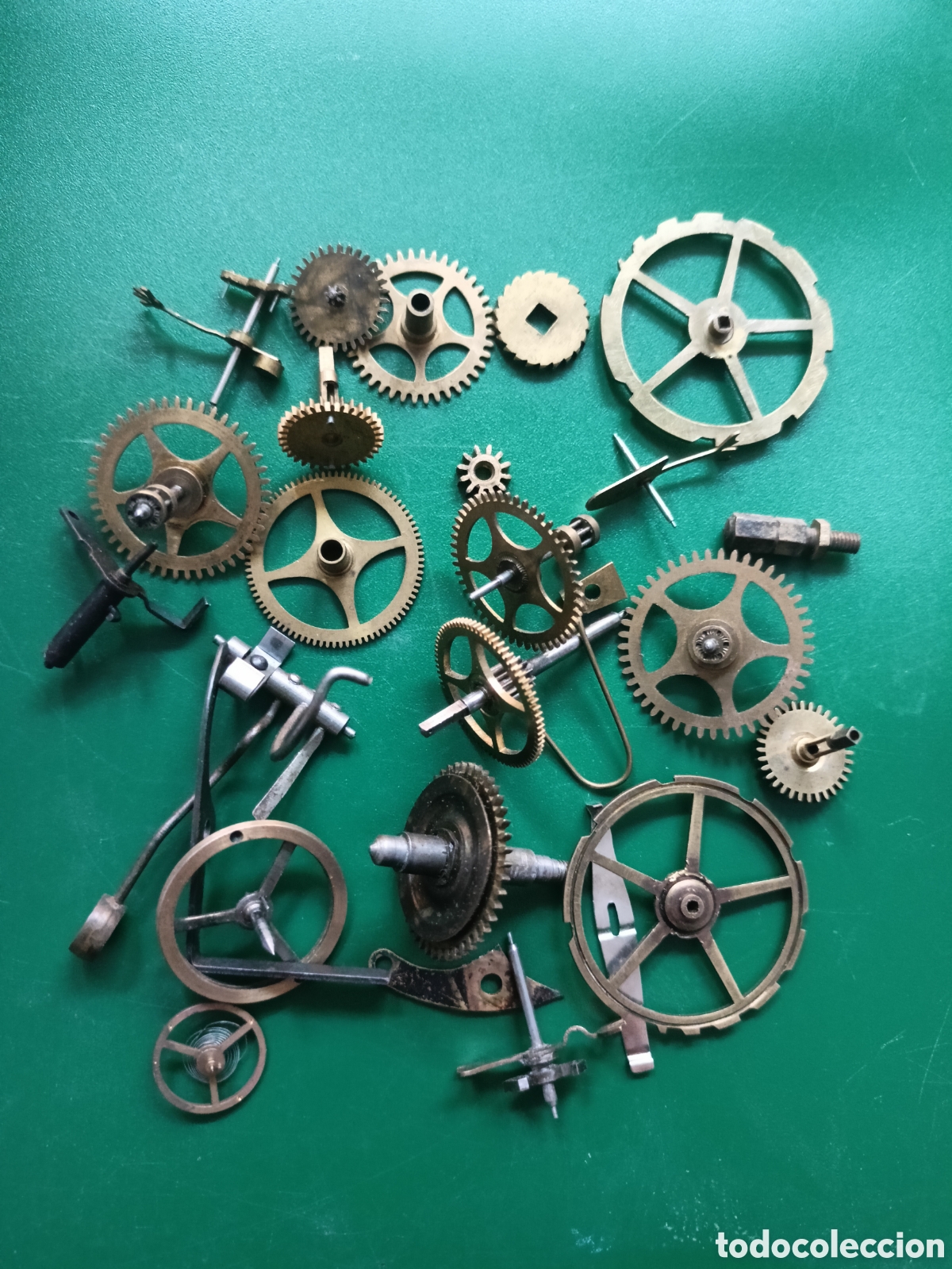 Pe&ccedil;as de reposi&ccedil;&atilde;o de rel&oacute;gios: RUEDAS Y PIEZAS DE RECAMBIO RELOJES MECANICOS