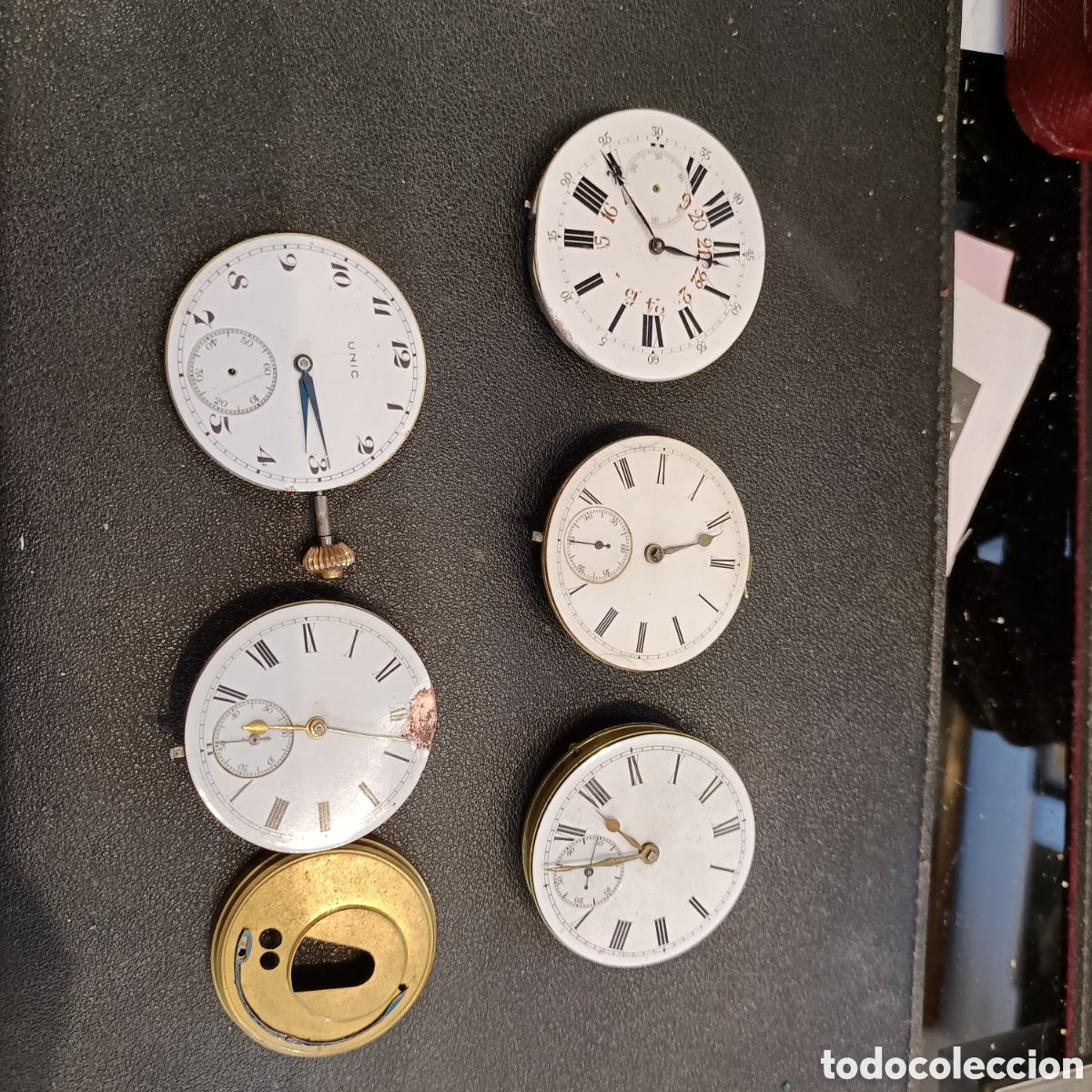Recambios de relojes: 5 Lote de cinco maquinarias de relojes de bolsillo de carga manual.