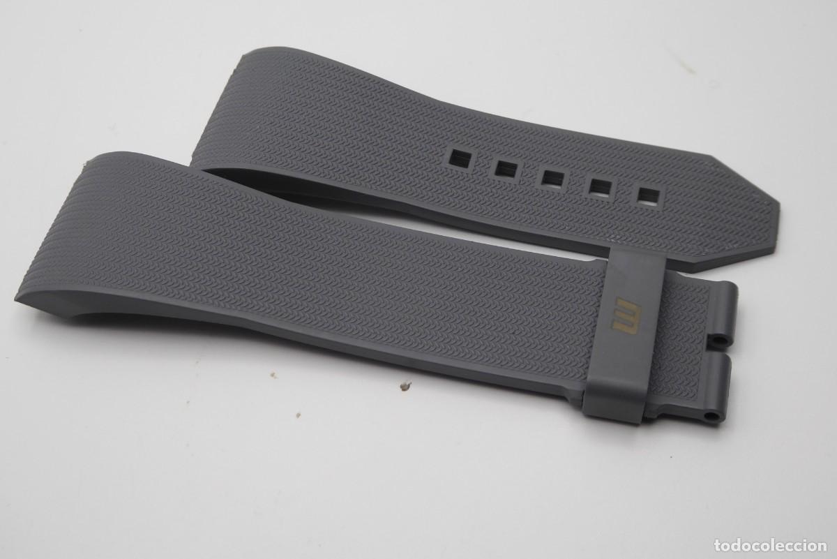 Recambios de relojes: Wyler Code R gray rubber strap 27mm