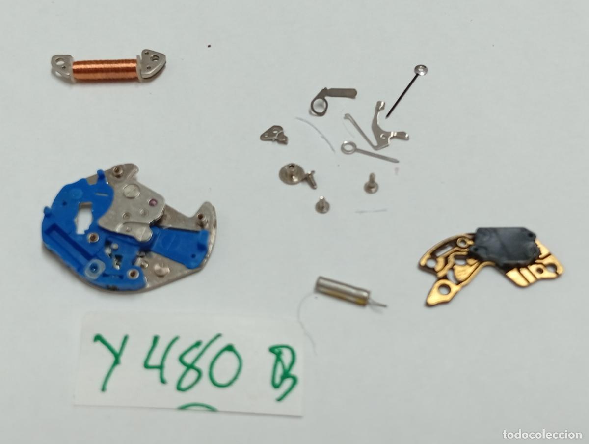 Recambios de relojes: Y 480B, restos de mecanismo - Foto 1