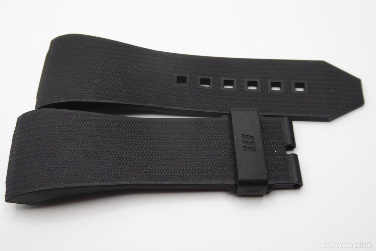 Recambios de relojes: Wyler Code R Black rubber strap 27mm