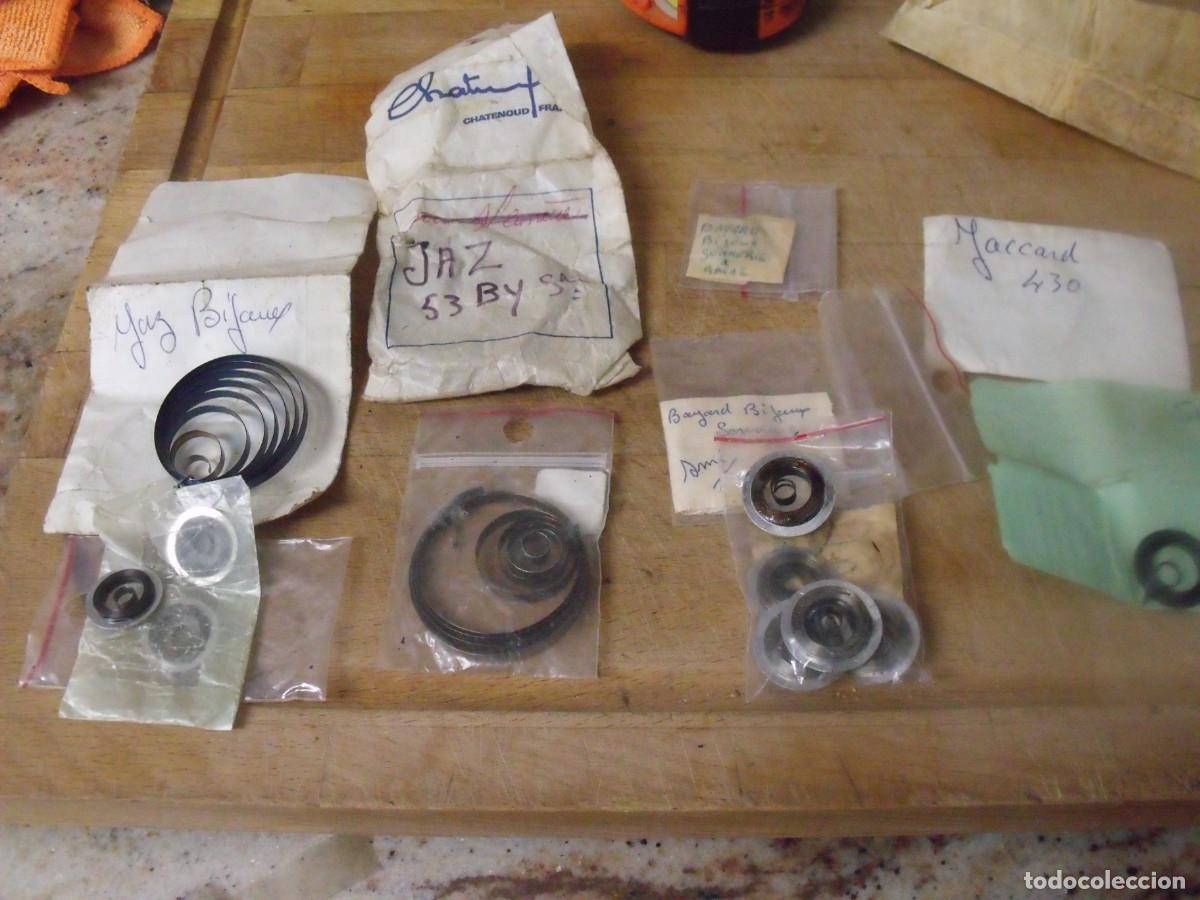 Recambios de relojes: 15 muelles reales a estrenar- 2 a 4 mm ancho-lote 664