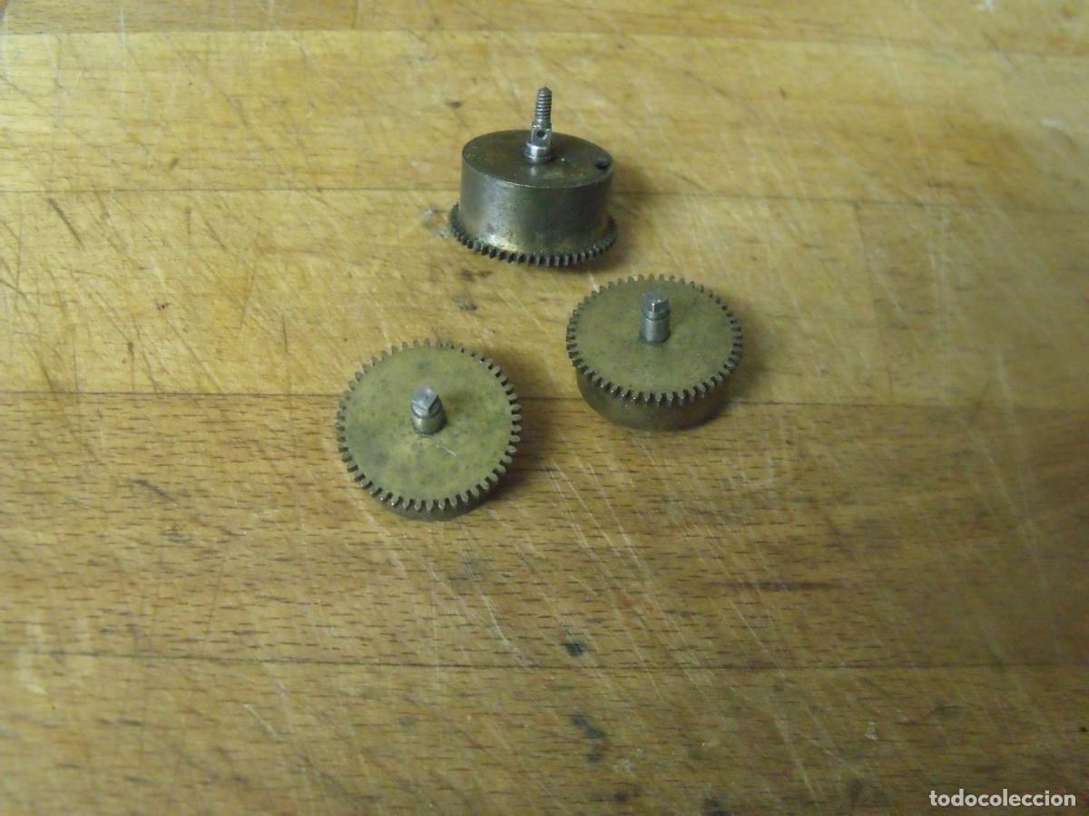 Recambios de relojes: 3 BARRILETES MUELLE REAL-24 X 8 mm y 24 x 10 mm-lote 665
