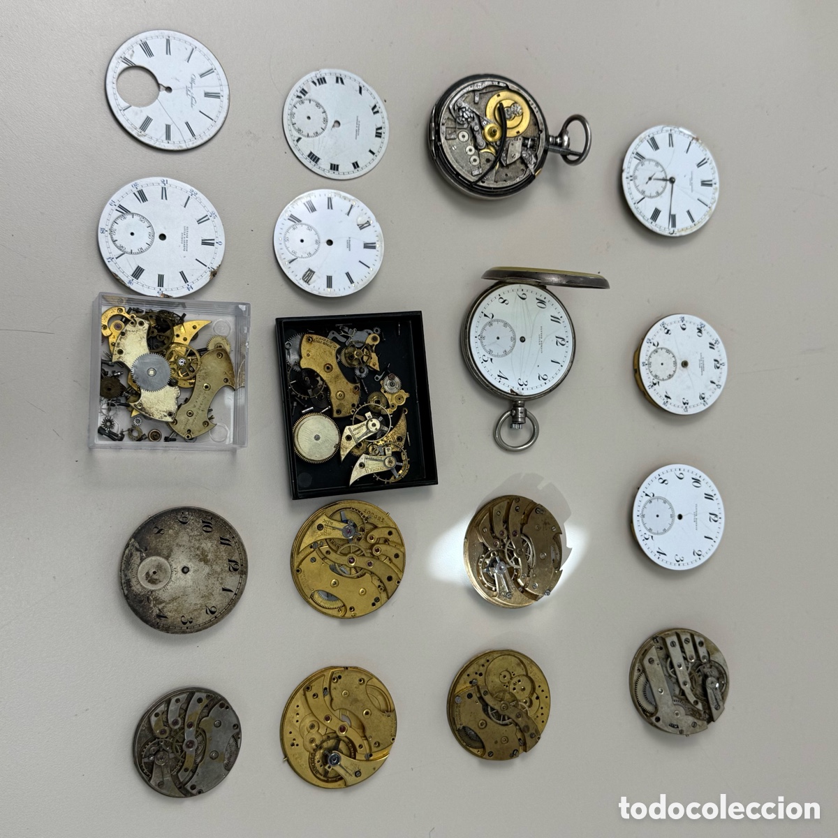 Recambios de relojes: Ulysse Nardin Locle Suiza. Mucho material. Colecci&oacute;n de relojero. M&aacute;quinas esferas etc