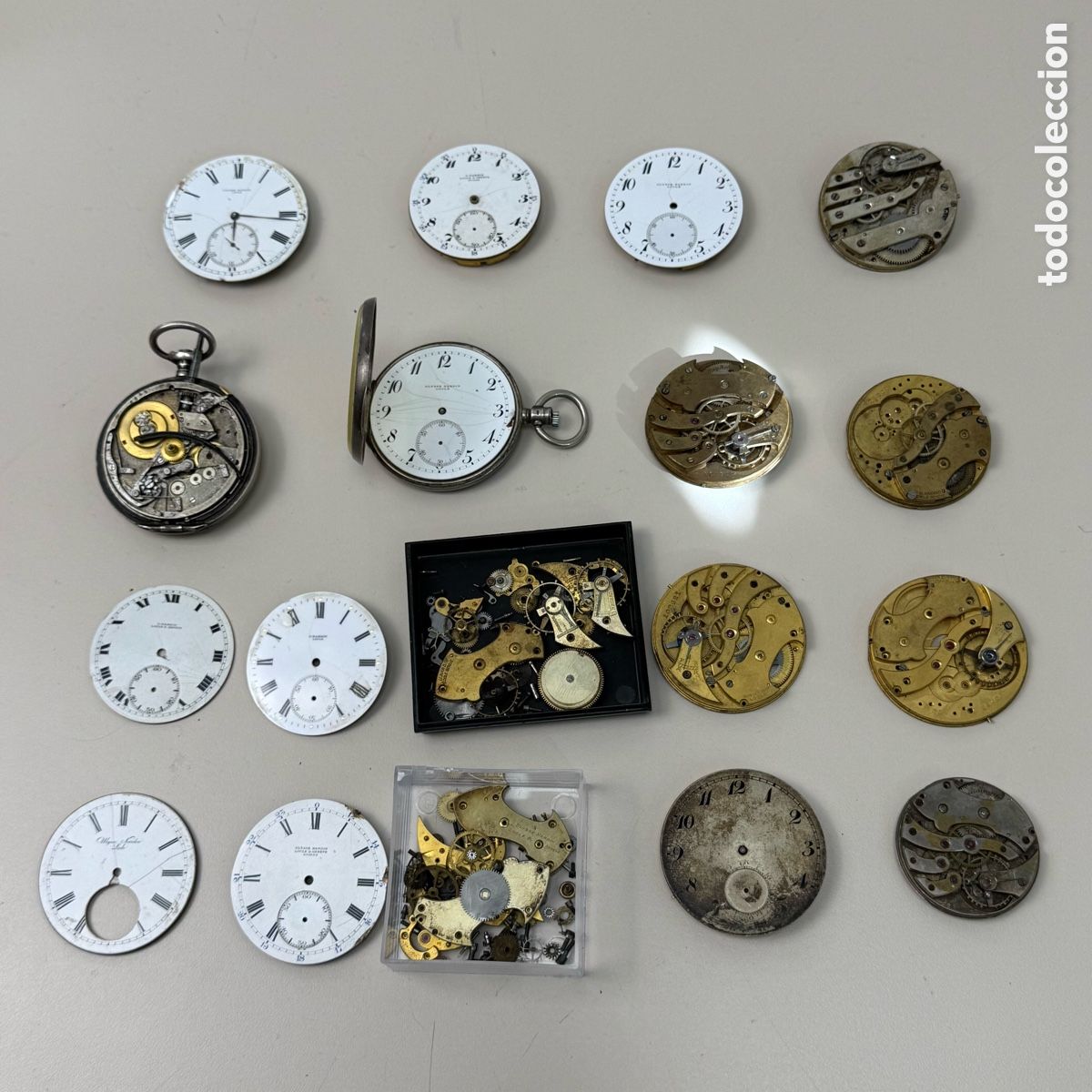 Recambios de relojes: Ulysse Nardin Locle Suiza. Mucho material. Colecci&oacute;n de relojero. M&aacute;quinas esferas etc