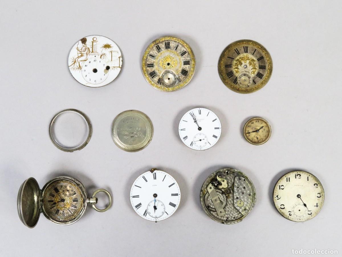 Recambios de relojes: Lote de 3 esferas esmaltadas 5 maquinarias de reloj y 1 reloj de plata siglo XIX