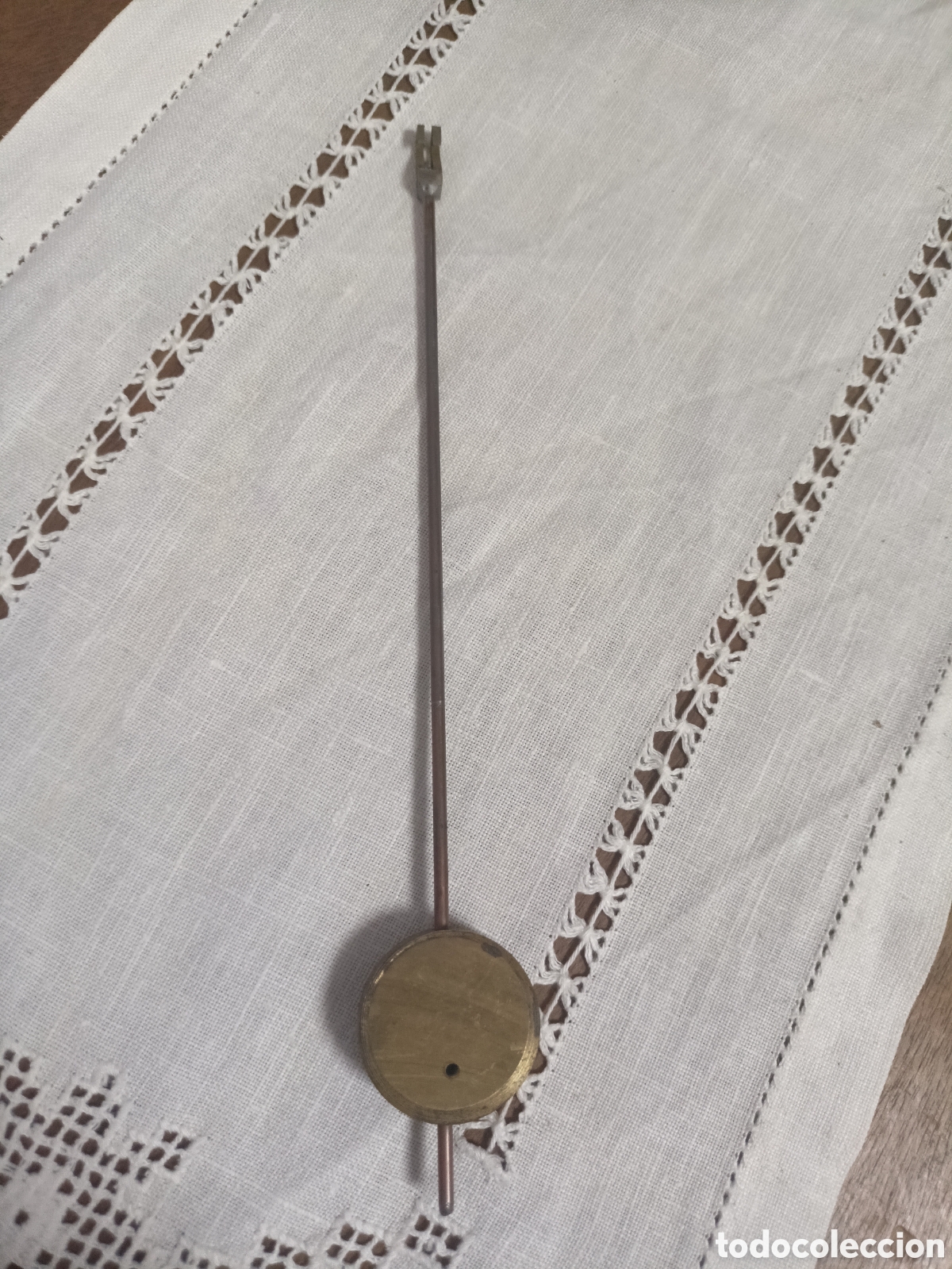 Recambios de relojes: ANTIGUO PENDULO PARA RELOJ CARGA MANUAL