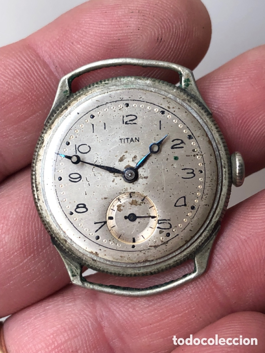Recambios de relojes: Reloj tit&aacute;n a&ntilde;os 40 completo de cuerda