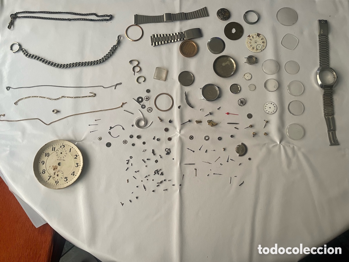 Recambios de relojes: Gran lote piezas sueltas de relojer&iacute;a: cajas, cristales, esferas, cadenas, movimientos