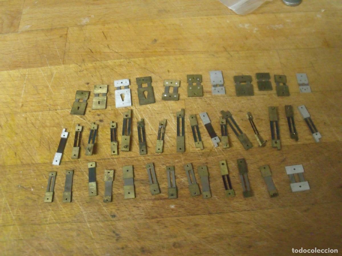 Recambios de relojes: GRAN LOTE DE 40 SUSPENSIONES-SOLUCION PARA TODA CLASE DE RELOJES PARED Y SOBREMESA-LOTE 670