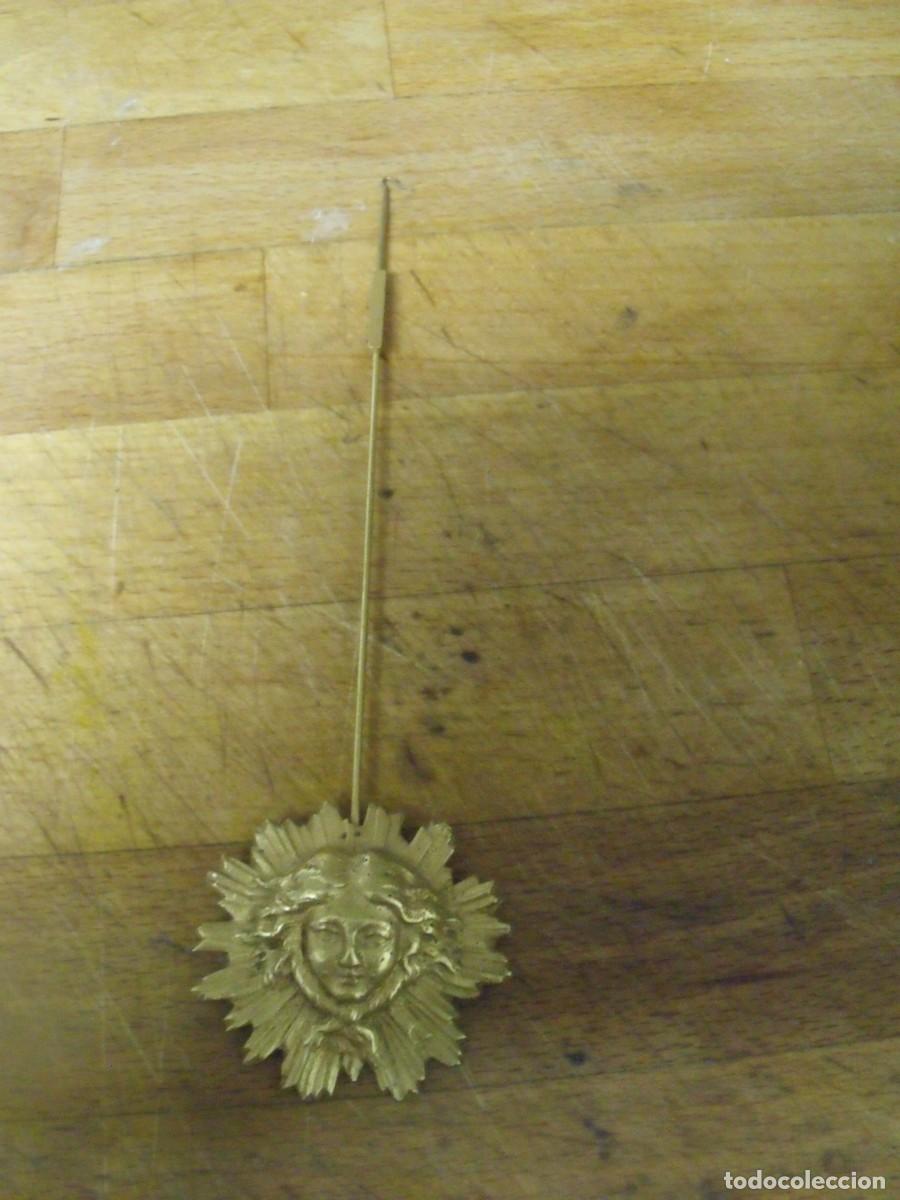 Recambios de relojes: antiguo pendulo para maquinaria paris reloj sobremesa SUSPENSION HILO-CARA MEDUSA-lote 672