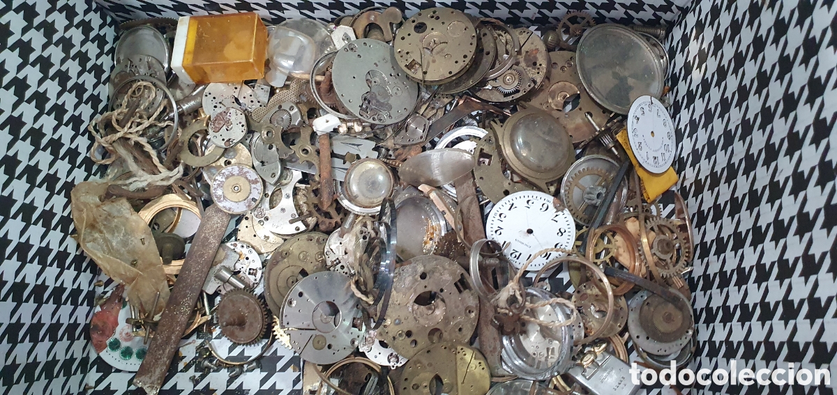 Recambios de relojes: SALIDA 0.01&euro;. Lote de repuestos para relojes de bolsillo. (L135)