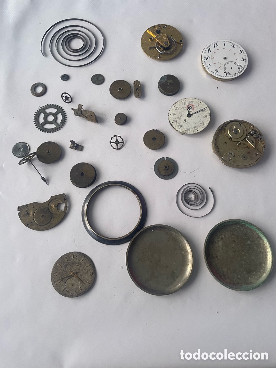 Recambios de relojes: Lote de piezas sueltas de relojer&iacute;a antigua, Lardet Fleurier y Roskopf