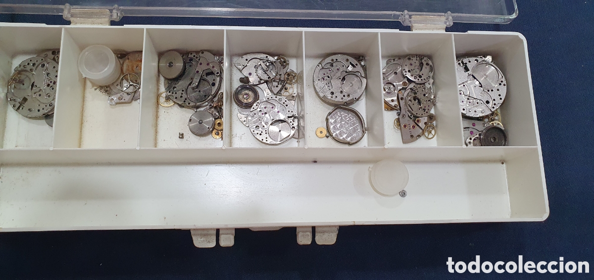 Recambios de relojes: Lote de repuestos de relojes. (L120)