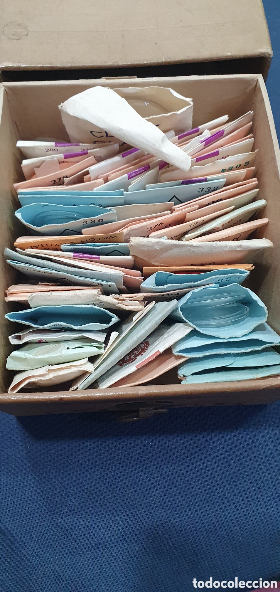 Recambios de relojes: Gran lote de cristales para relojes. (L121)