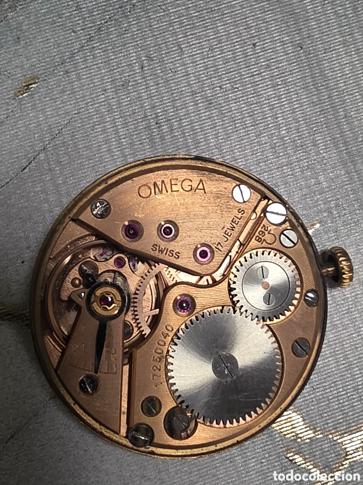 Recambios de relojes: Maquinaria de Omega funcionando. - Foto 2