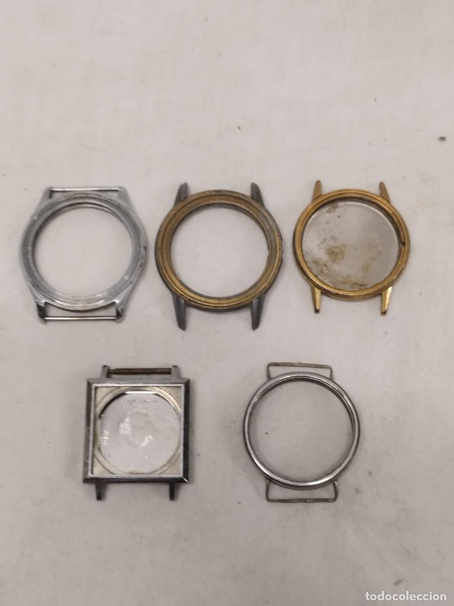 Recambios de relojes: Lote de 5 Cajas de Reloj Vintage para Restauraci&oacute;n y Repuestos - Varias Medidas.