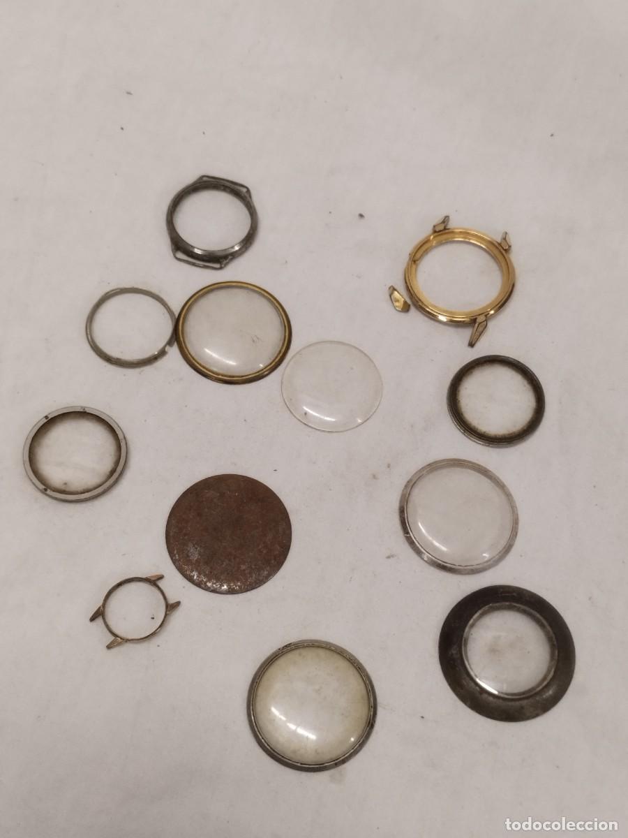 Recambios de relojes: Lote De 12 Piezas Para Relojer&iacute;a Antigua: Cajas Doradas y Cristales Surtidos Para Restaurar.