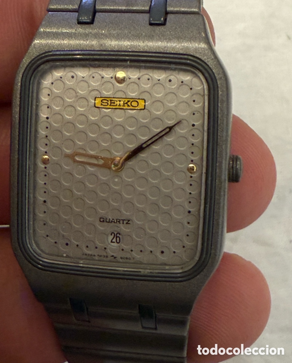Relojes - Seiko: Reloj SEIKO Quartz Vintage 5P39-5060 Jap&oacute;n &ndash; Esfera geom&eacute;trica &ndash; Calendario &ndash; Colecci&oacute;n