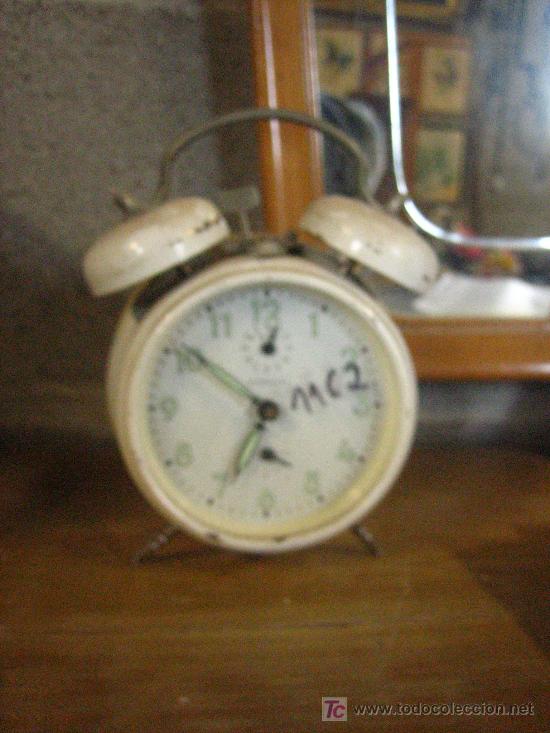 Relojes de carga manual: Despertador (no funciona) - Foto 1
