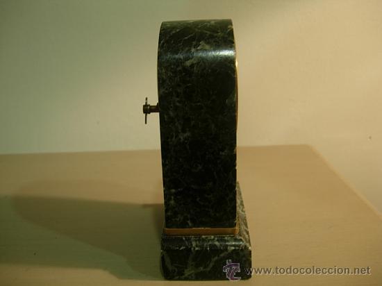 Relojes de carga manual: RELOJ ART DECO EN MARMOL VERDE - Foto 2