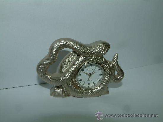 Relojes de carga manual: RELOJ MINIATURA DE CUARZO (varios modelos) - Foto 14