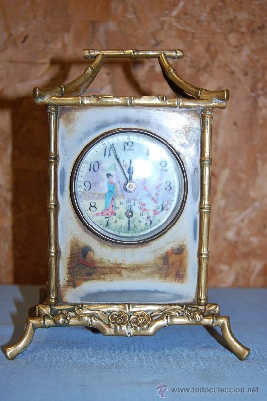 Relojes de carga manual: ANTIGUO RELOJ EN METAL - Foto 2
