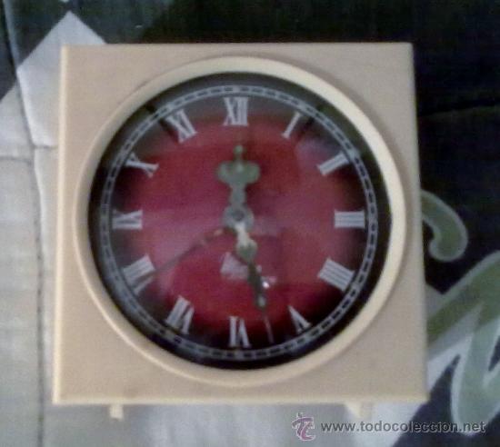 Relojes de carga manual: Reloj de los 70 ver descripcion - Foto 1