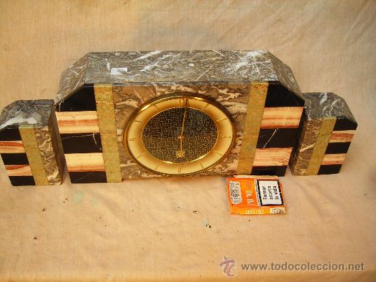 Relojes de carga manual: RELOJ EN MARMOL CON GUARNICION - Foto 4