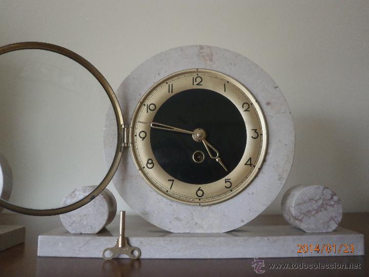 Relojes de carga manual: RELOJ ART D&Eacute;CO CON GUARNICI&Oacute;N. - Foto 2