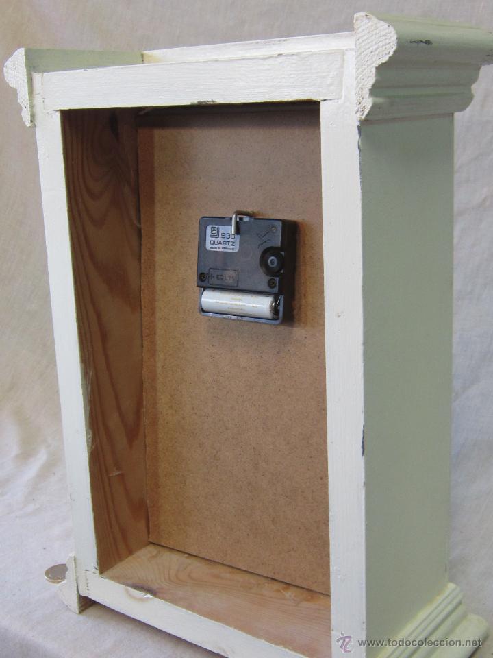 Relojes de carga manual: RELOJ QUARTZ CON CAJA DE MADERA - Foto 2