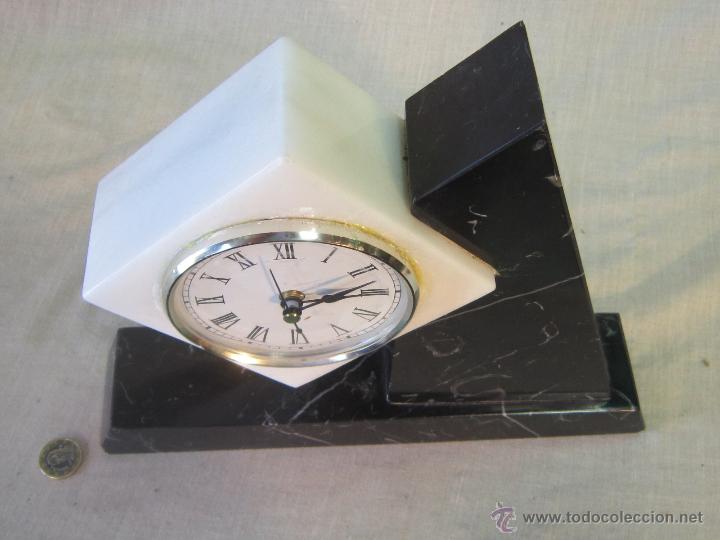 Relojes de carga manual: RELOJ QUARTZ EN MARMOL - Foto 3