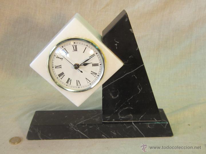 Relojes de carga manual: RELOJ QUARTZ EN MARMOL - Foto 4