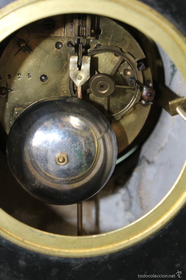 Relojes de carga manual: reloj de sobremesa en marmol - Foto 4