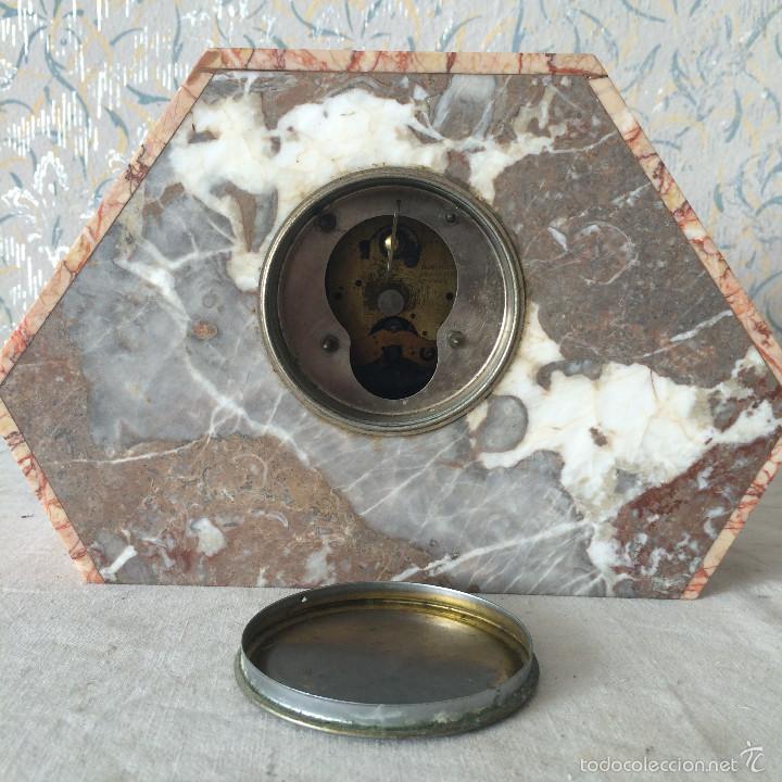 Relojes de carga manual: ANTIGUO RELOJ DE MARMOL ROJO - Foto 5