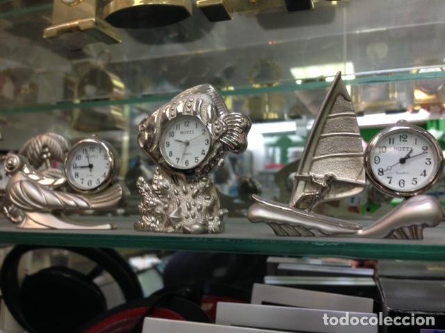 Relojes de carga manual: RELOJ MINIATURA DE CUARZO (varios modelos) - Foto 31